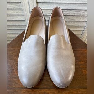 Dansko Preston size 41 Burnished Stone loafer heels